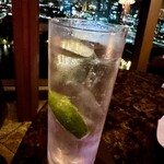 マディソンラウンジ - 
