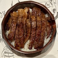 東京竹葉亭 南御堂店 - 牛ひつまぶし