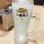 博多らーめん由丸 - 濃いめのハイボール407円
