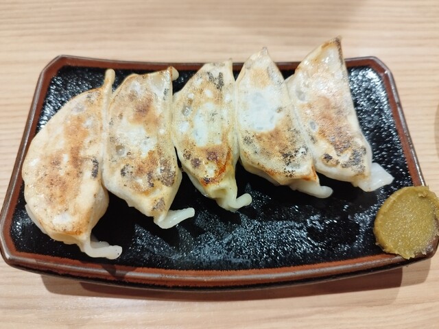 Hakata Ramen Yoshimaru Shinagawa Konan Ten photo 4