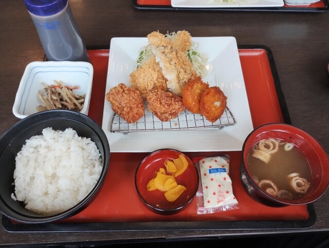 和風レストランまるまつ 鷹巣店 - 鷹ノ巣（ファミレス）の写真