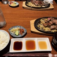 鉄板焼　利花苑 - サイコロステーキランチ