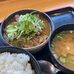 谷川岳パーキングエリア（上り線） フードコート - 