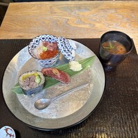 肉和食 月火水木金土日 - 