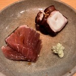 すしやのたい悟 - 蛸柔らか煮とめじ鮪藁焼さんでーす。②