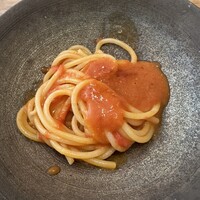 セミーナ - パスタ１　パスタがもちもち、ソースがフルーティ