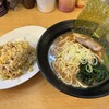 横浜ラーメン　味王 阪東橋店