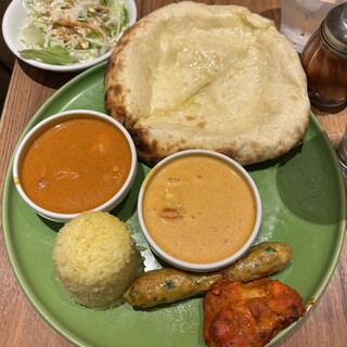 アマラ インドカレー&ナン_1