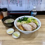 ちばから - 夏季限定
      冷製チリトマつけ麺 1400円
      (麺硬め 野菜少なめ ちょいニンニク)
      豚券 300円  味玉 100円  レン草 100円