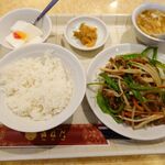 中華料理福臨門 - Bセット900円（青椒肉絲定食）