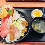 まぐろ食堂 七兵衛丸 - 