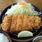 とんかつ専門店 かつ一 - ロースかつ定食
