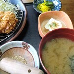 とんかつ専門店 かつ一 - ロースかつ定食