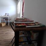 Pom cafe - 