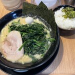 綱島商店 - ラーメン並
麺かため