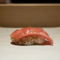 鮨m - 