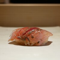 鮨m - 