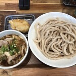 武蔵野うどん 澤村 - 肉汁うどん大盛とかしわ天