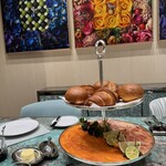 Tiffany Blue Box Café - 