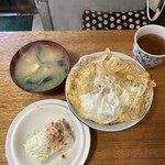 花とく - かつ丼定食850円