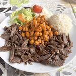 Tukish Restaurant Lezzet Dunyasi - 料理写真:牛のドネルケバブと豆の煮込み