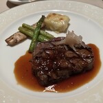 ザンビ - お肉料理