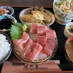 時代屋 ルフラン - まぐろ刺身とアジフライ定食