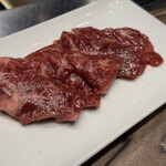 焼肉 ジャンボ - 