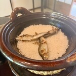比良山荘 - 鮎ご飯