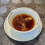 中国飯店 麗晶 - お取り分けスープ