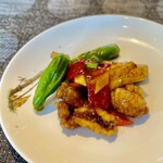 中国飯店 麗晶 - アナゴと旬野菜の旨辛炒め