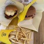 淡路島バーガー専門店 SHIMAUMA BURGER 淡路島本店 （シマウマ