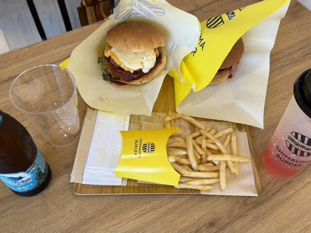 淡路島バーガー専門店 SHIMAUMA BURGER 淡路島本店 （シマウマ