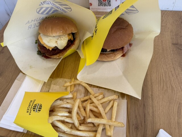 淡路島バーガー専門店 SHIMAUMA BURGER 淡路島本店 （シマウマ