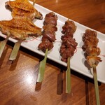 あわい - 川俣軍鶏串焼　手羽先、レバー、もも