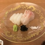 日本料理 晴山 - 剣先イカとシロアカダイのお造り