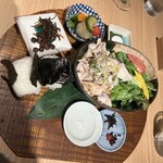 農絆卓恵 地産美食の小皿料理 - おむすび膳