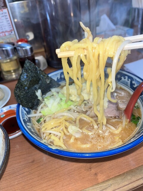ラーメンめん丸 十文字店 &ndash; 本格ラーメンと居心地の良い空間 | 横手市