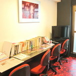 うえまち文庫 - 読書スペース