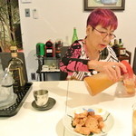 うえまち文庫 - 気さくな、たけこママ