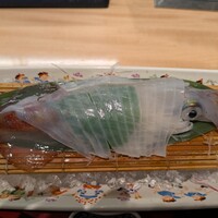 対馬のどぐろとイカ活き造り 博多 魚蔵 都ホテル店 - 
