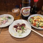 鳥勝 - ミノ刺し、レバーブロック、生野菜シングル