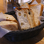 ベーカリー&レストラン 沢村 - 【サーモンのソテー@税込2,530円】パン(おかわり自由)