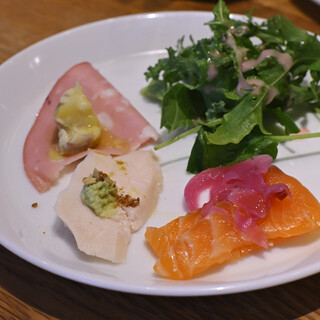 ベーカリー&レストラン 沢村_1