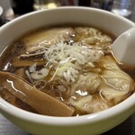 ほし - ワンタン麺 1,300円