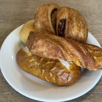 レストラン ヴァロリス - パン