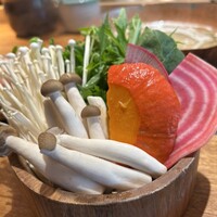 しゃぶしゃぶ KINTAN 代官山本店 - お野菜の彩りが綺麗