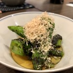 樽勝 - 万願寺唐辛子の焼き浸し