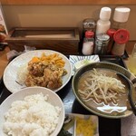 栄太呂 - 豚汁定食　¥800