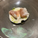 nôtori - 生ハムの下に桃が隠れてます